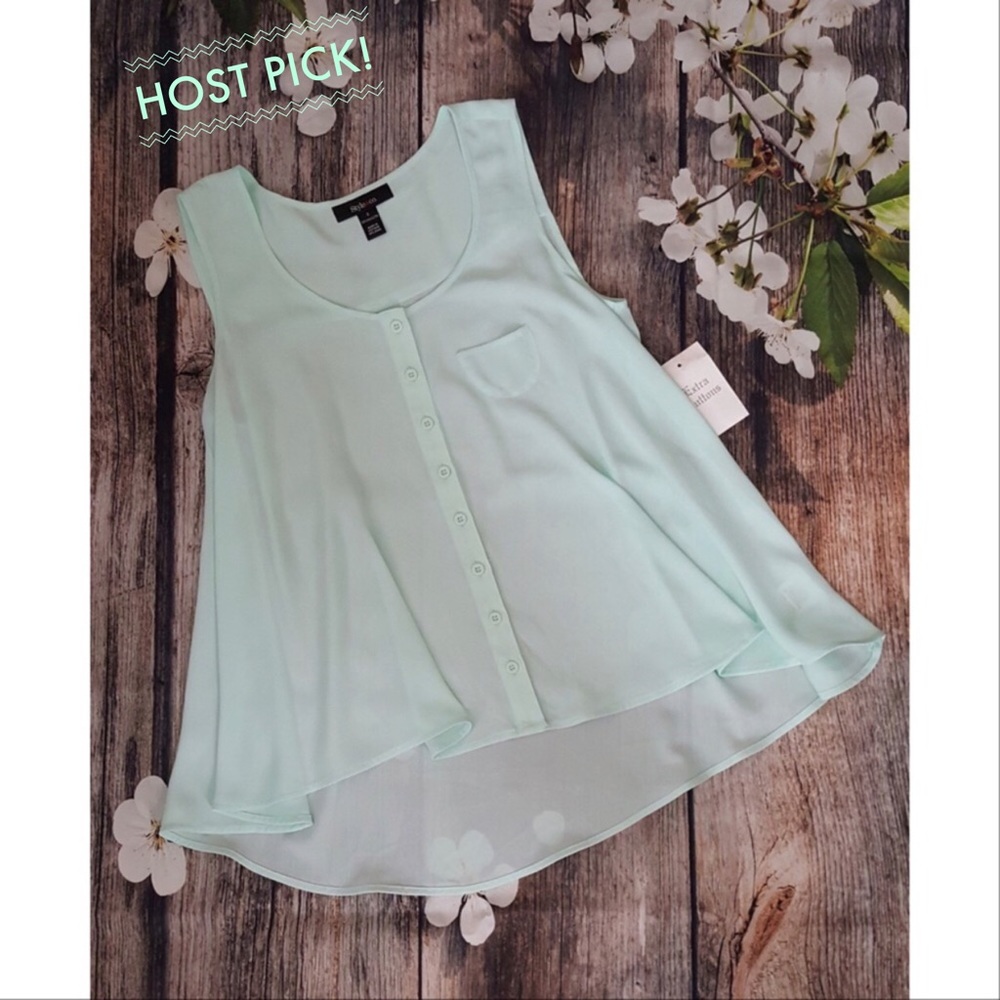 🍀HOST PICK!🍀 Style & Co Button-front Top in Mint